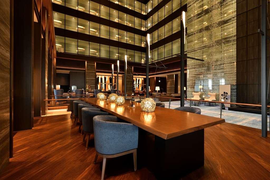 Nagoya Prince Hotel Sky Tower Restauracja zdjęcie The lobby of the hotel