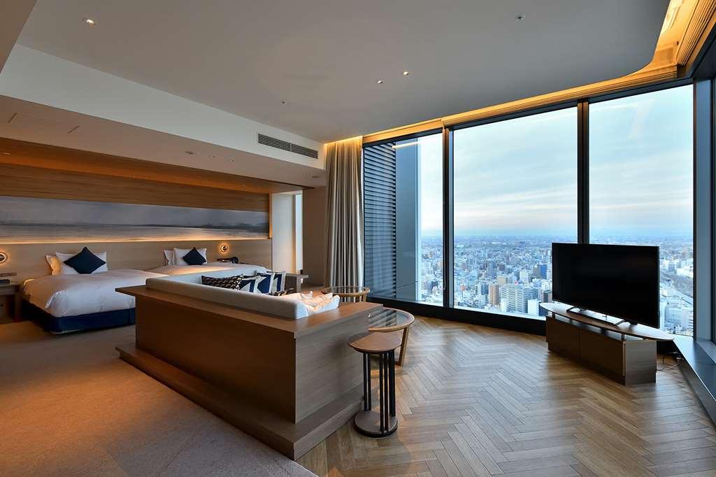 Nagoya Prince Hotel Sky Tower Pokój zdjęcie A guest room at the hotel